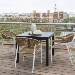 Ensemble Table kunes et 4 chaises melbu