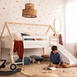 Haus Cama alta con tobogán para colchón de 90x190 lacada en blanco y natural