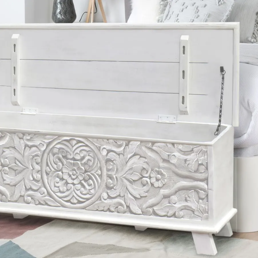 Indira Coffre de rangement en bois massif blanc sculpté de manguier