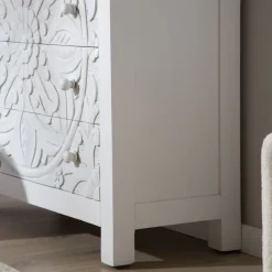 Indira Confortable blanche en bois massif sculpté de manguier