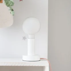 Lille Lampe de table blanche-c&acirc;ble rose