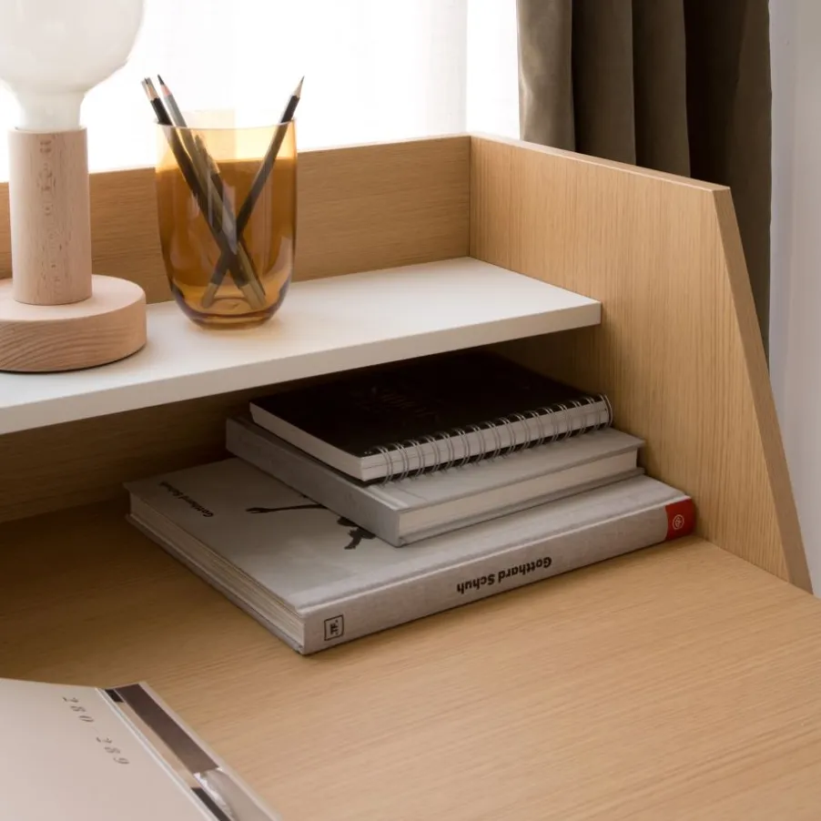 Matisse Bureau en chêne clair et métal blanc avec étagère