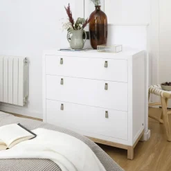 Milos Commode en bois blanc et naturel