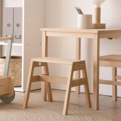 Saga Tabouret enfant en bois réglable