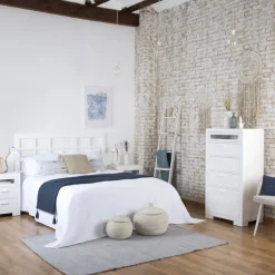 Tribeca Chiffonnier avec un chaussure en bois laqué en blanc